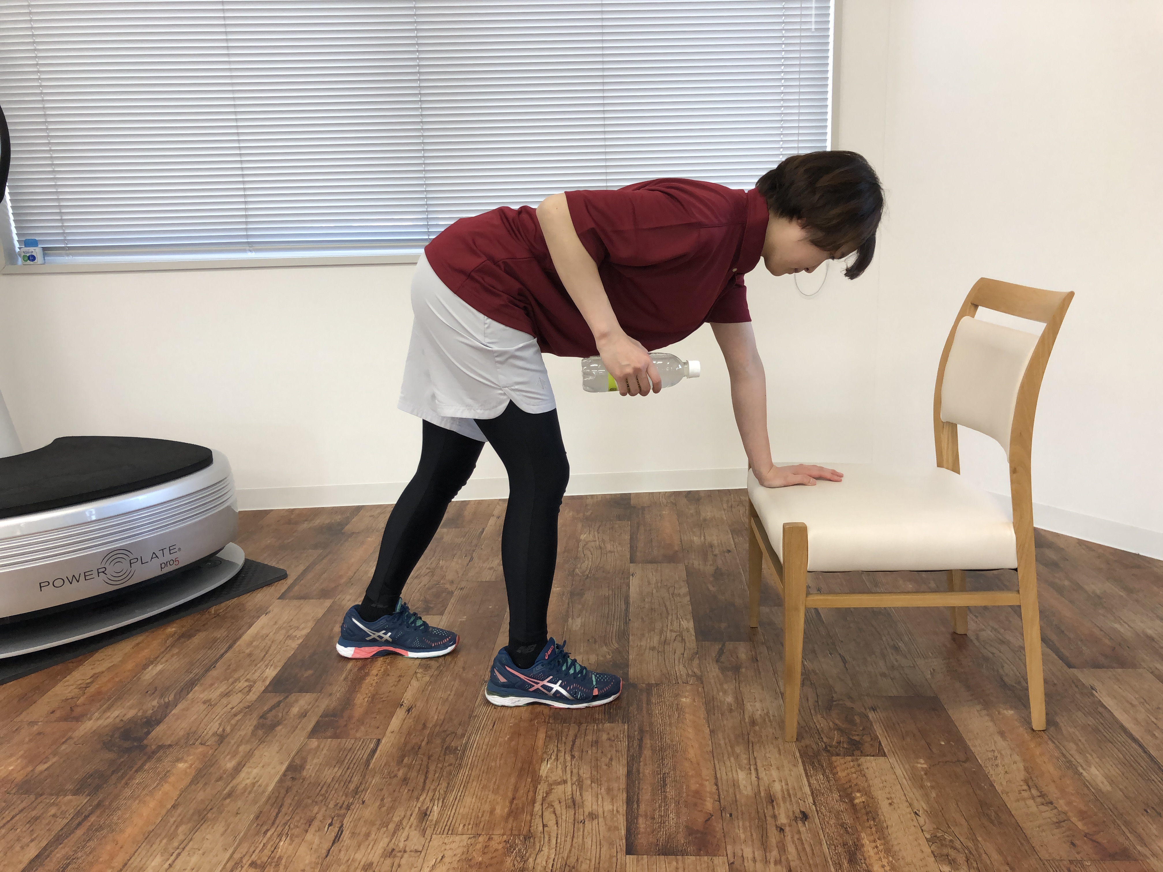 ペットボトルで腕まわりスッキリエクササイズ