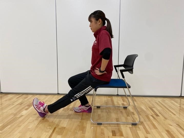 在宅ワークで疲れている身体にオススメ!ストレッチ3選〜下半身編〜