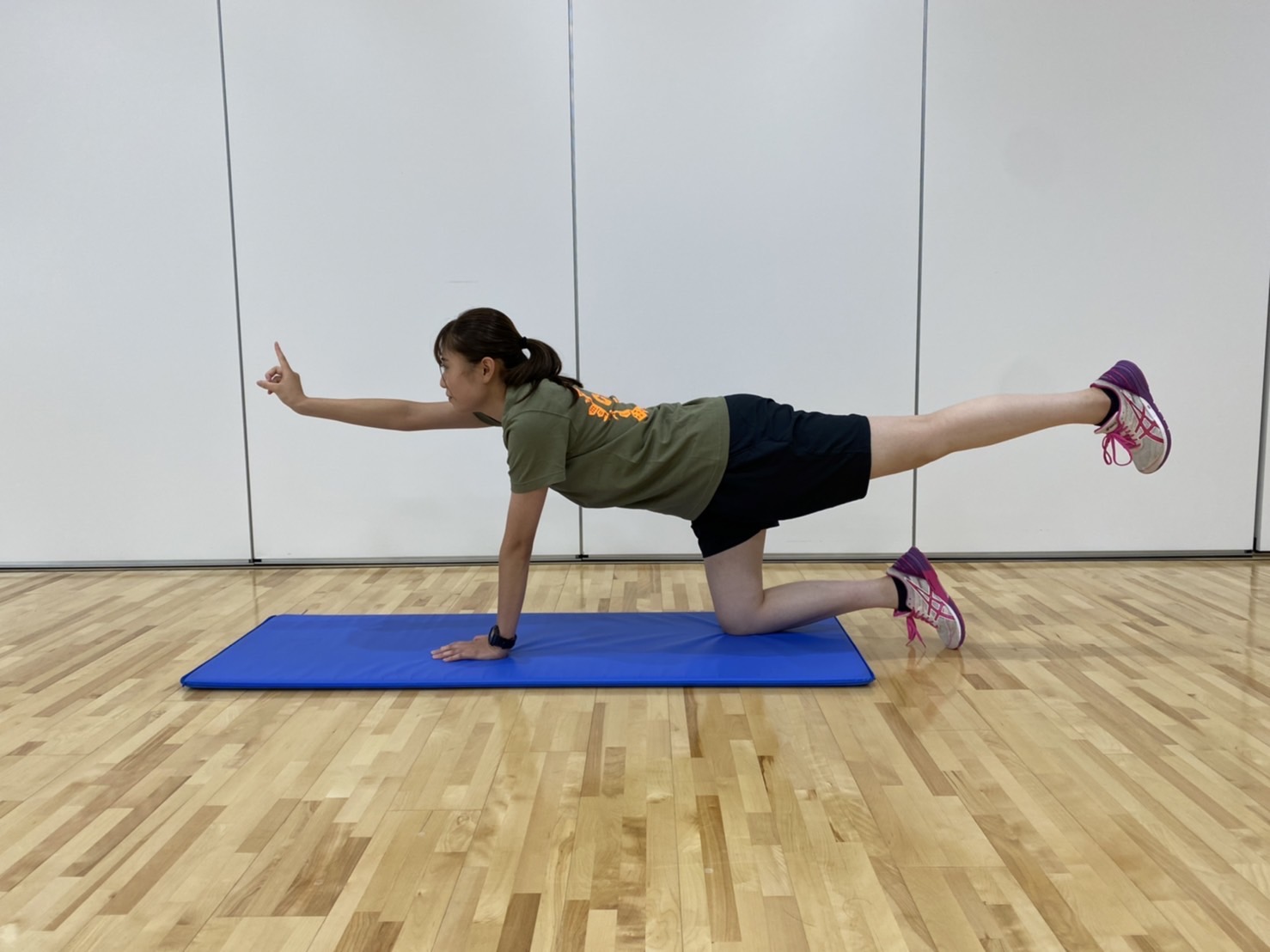 親子でやってみよう！バレーボールお家トレーニング