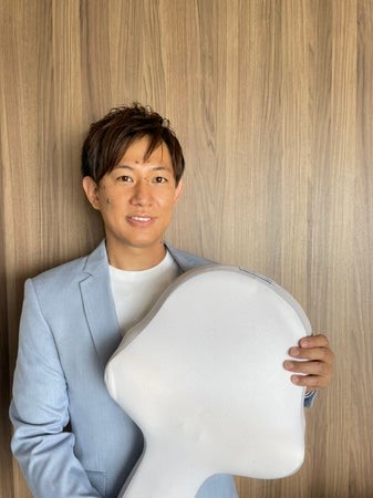 デジタル時代の肩・首・背中をかろやかに美しく保つ方法