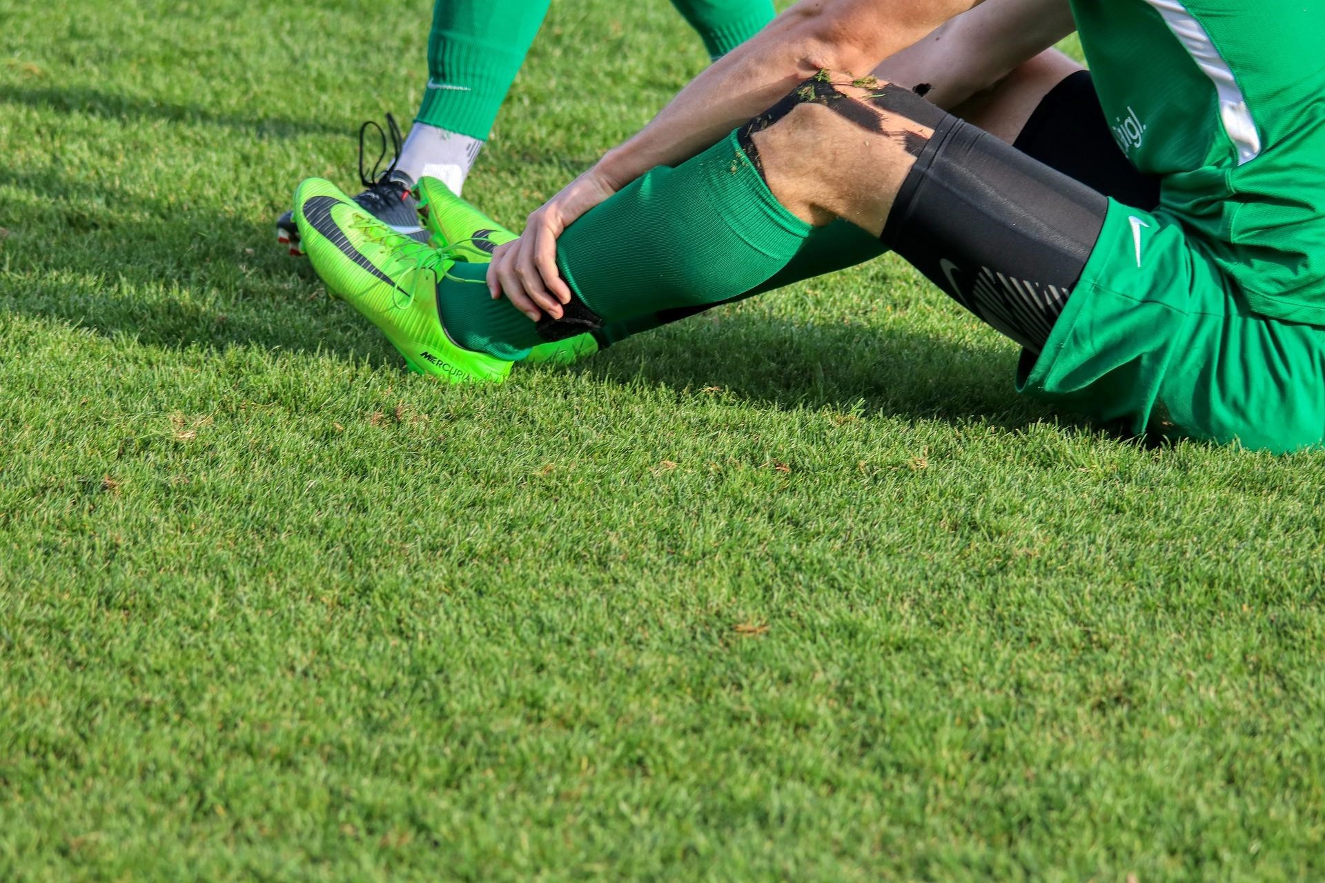 サッカー選手の捻挫予防に!ウォーミングアップにも使えるエクササイズ